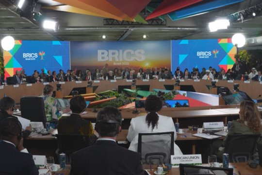 Po BRICS kritikos – D. Trumpo atsakas: skelbia įvesiantis papildomą muitą organizacijos šalims