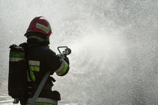 Savaitgalį gaisruose nukentėjo du žmonės