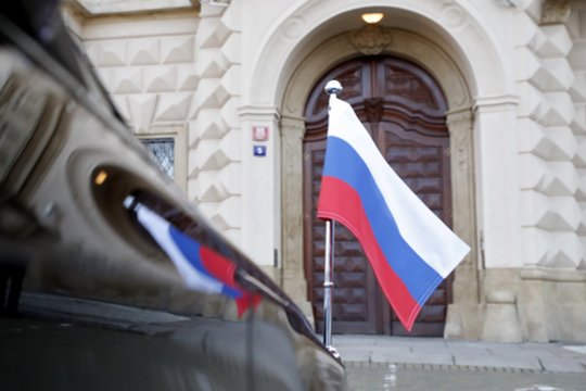 Rusijoje – dar viena mirtis: skelbiama, kad išgirdus apie ministro atleidimą pavaldiniui sustojo širdis