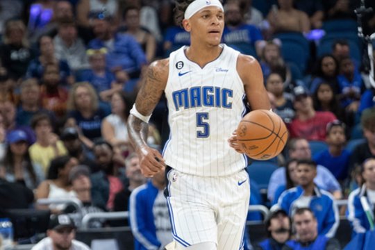 „Magic“ apipylė savo lyderį pinigais