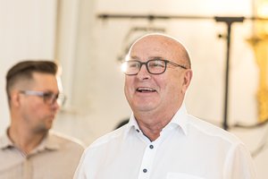 Į konservatorės klausimą neatsakęs V. Matijošaitis palinkėjo: „Grįžkite įdegę ir be liemenaičių“