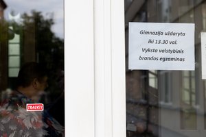 Pasitikrinkite: skelbiami pirmieji valstybinių brandos egzaminų rezultatai