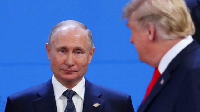 D. Trumpas užsipuolė V. Putiną: štai kokie epitetai skriejo Rusijos prezidentui