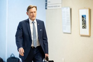 Ministras tiesiai šviesiai rėžė apie tyčia nesimokančius lietuvių kalbos: mūsų savigarbos reikalas