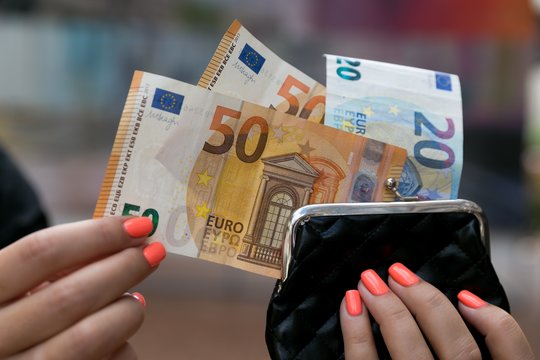 Mokesčių reforma ir pokyčiai: kas tiksliai priimta baigiantis Seimo pavasario sesijai