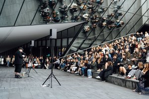Užsienio autorių tekstus lietuviškai prakalbinantys kūrėjai: „Vertimai moko nepasikliauti akivaizdžiais dalykais“