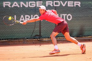 Vimbldone tik rusiškai kalbėjęs ukrainietis patyrė nesėkmę – ji Kyjive buvo palydėta džiaugsmu