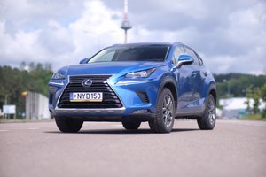 Naudoto „Lexus NX“ (2014-2021 m.) testas: kuo jis pranašesnis ir nusileidžia BMW ir „Mercedes-Benz“