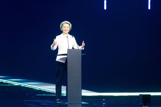 U. von der Leyen pademonstravo turinti pasitikėjimą Europos Parlamente