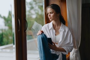 10 patarimų, kaip įveikti vienatvės jausmą