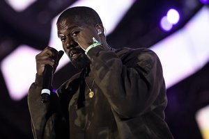 Slovakijoje atšauktas festivalis, kuriame turėjo pasirodyti Kanye Westas