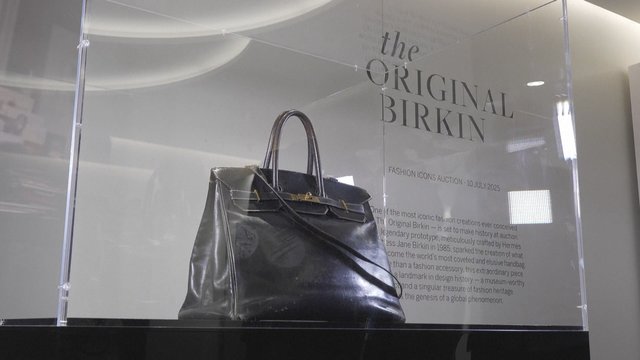 Parduota rekordinė „Birkin“ rankinė: kaina – septynženklė