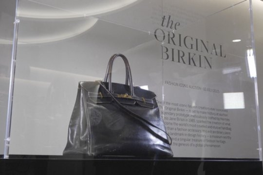 Parduota rekordinė „Birkin“ rankinė: kaina – septynženklė