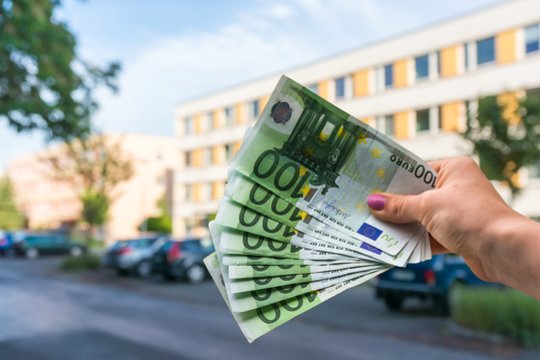 Senatvei kaupti pinigai – pakeliui į lietuvių kišenes: kai kurie jau tiksliai žino, kam išleis