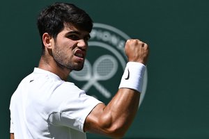 Lemiamu metu pranašumą įrodęs C. Alcarazas gins titulą Vimbldono finale