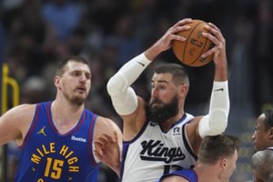 J. Valančiūno karjeros dramoje metami vis nauji koziriai: informatoriai skelbia, kad lietuvį įkalbinėja ir NBA žvaigždė