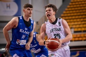 Antroje mačo dalyje sustoje Lietuvos dvidešimtmečiai Europos čempionato starte patyrė sutriuškinimą