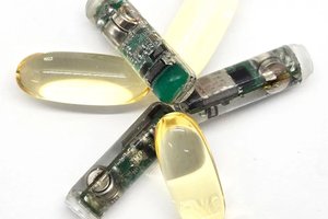 Mažytė elektroninė tabletė leidžia stebėti paciento žarnyno sveikatą iš vidaus