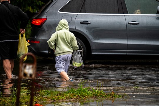 Klaipėdą skandinusi liūtis – virš visų normų: per kelias valandas iškrito pusė mėnesio kritulių 