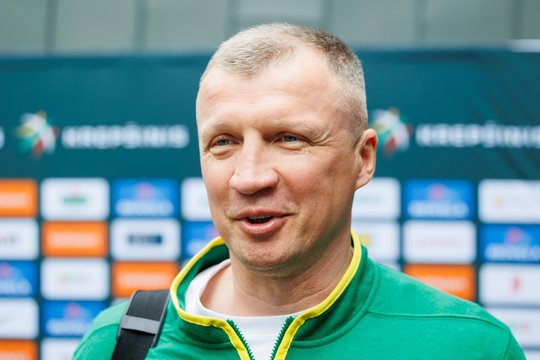 Pamatykite: Lietuvos vyrų krepšinio rinktinė atvyko į pirmąją stovyklą Druskininkuose