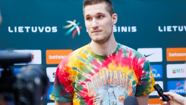 Ą. Tubelis sureagavo į piktas žinutes dėl „Ryto“ palikimo: „Žiūriu, kas geriausia mano karjerai“