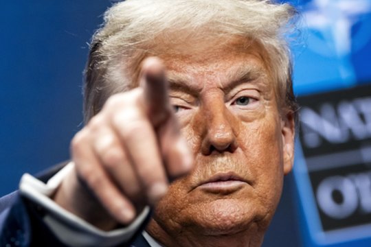 D. Trumpas iš esmės keičia strategiją: mato ir J. Bideno palikimą