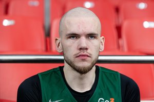 Griaustinis Klaipėdoje – Arnas Velička keliasi į „Neptūną“