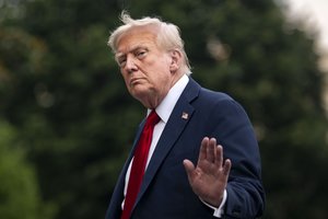 D. Trumpas neigia pasirodžiusias žinutes: „Jis neturėtų taikytis į Maskvą“