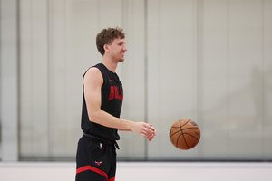 Nesustabdomas M. Buzelis vasaros lygoje surengė dėjimų vakarėlį