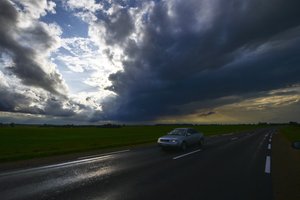 Laukiantiems atokvėpio – niūrios sinoptikų žinios: toliau skalaus liūtys ir kruša