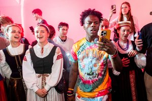 Už „YouTube“ žvaigždės atvykimą – nemenka suma: atskleidė, kiek kainavo vizitas