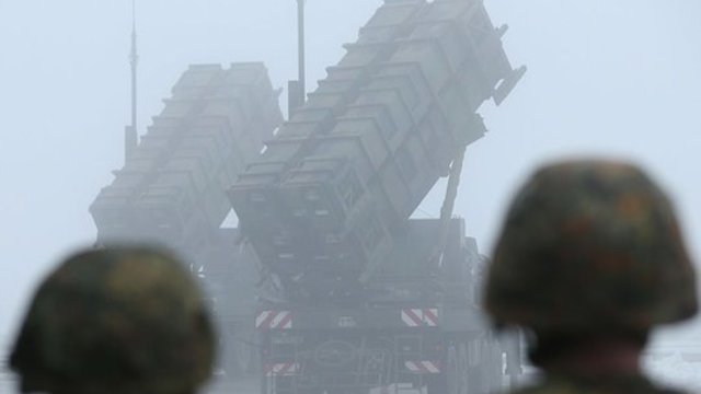 D. Trumpas pasidalijo, kaip vyksta „Patriot“ sistemų pristatymas į Ukrainą: užsiminė apie pinigus