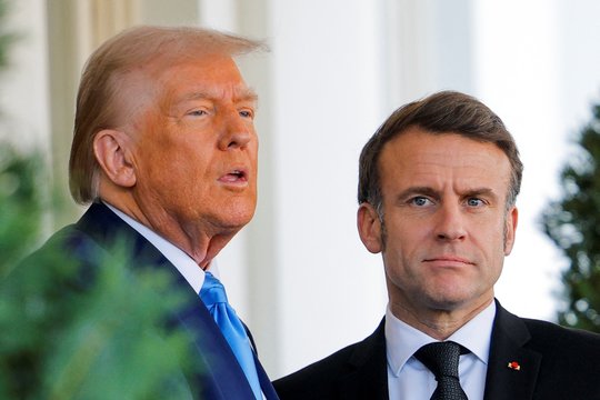 Piktas E. Macronas ir vokiška „realpolitik“: atskleidė, kas vyko D. Trumpo sprendimo užkulisiuose