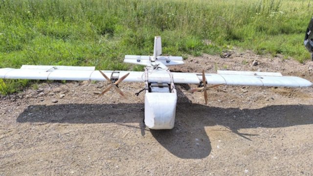 Šalčininikų r. VSAT nutupdė lėktuvėlį iš Baltarusijos: iš arčiau parodė, kaip atrodo