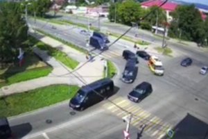 V. Putino korteže – netikėtumas: pastebėtas greitosios pagalbos automobilis