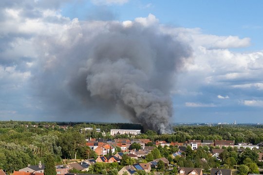 Prieš pat atidarymą užsiliepsnojo pagrindinė „Tomorrowland“ festivalio scena