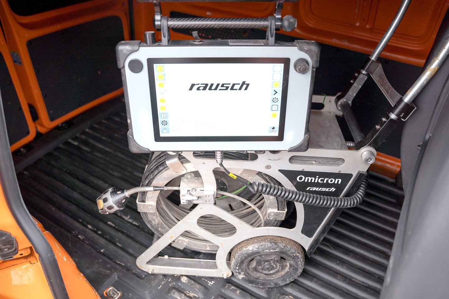 Įmonė „Centina Servis Kaunas“ ne tik rūpinasi savo klientų nekilnojamojo turto objektais, bet ir stengiasi užtikrinti, kad visi procesai būtų skaidrūs ir aiškūs, be paslėptų mokesčių ar nesusipratimų.