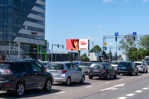 OWEXX lauko ekranų tinklas: matoma reklama miestuose ir išskirtiniai sprendimai