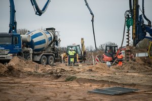 Tvarko automagistralės Vilnius–Kaunas–Klaipėda ruožą netoli Kryžkalnio: darbus žada baigti per tris mėnesius