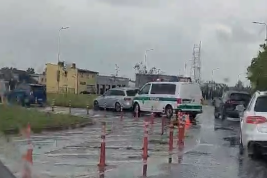 Po avarijos Kaune, Šilainių mikrorajone, dalis žiedo tapo nepravažiuojama