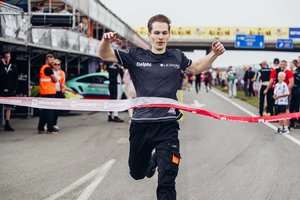 Prieš „Aurum 1006 km powered by Hankook“ kvalifikaciją apdovanoti greičiausi mechanikai
