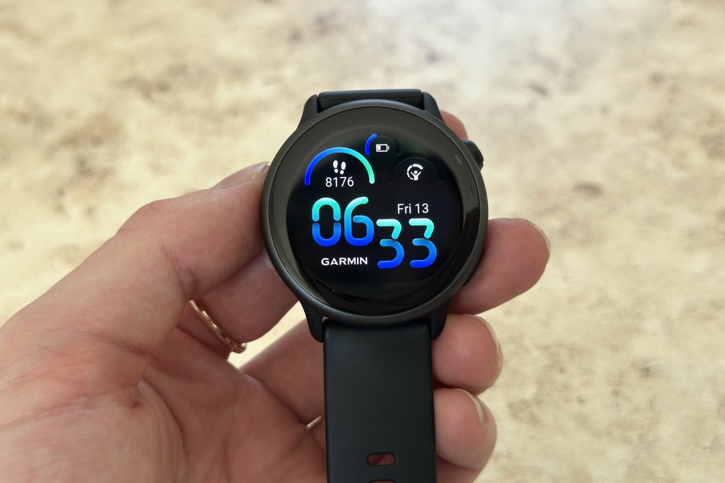 Balandžio mėnesį „Garmin“ pristatė naują sportinį išmanųjį laikrodį „Vivoactive 6“.<br>J. Kurmauskaitės nuotr.