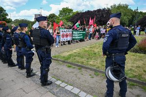 Lenkijos miestuose surengtos eitynės prieš neteisėtą migraciją