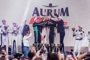 Dramatiškose „Aurum 1006 km“ lenktynėse pergalę šventė tik iš lietuvių sudaryta komanda