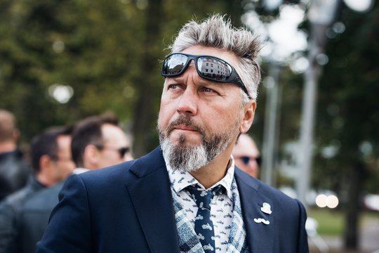 Ką tik trečią kartą išsiskyręs Rimas Bružas prisipažino: turi naują mylimąją