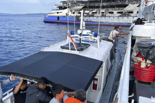 Atostogos Indonezijoje baigėsi tragedija: per gaisrą kelte žuvo trys žmonės