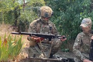 Atsisveikinimas su „Kalašnikovu“? Į Rusijos kariuomenę ateina naujos kartos automatas