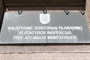 Inspektoriai atlieka tyrimą dėl galimai nelegalių statybų Birštono pušyne