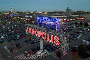 Klaipėdos „Akropolis“ plečiasi: parodė, kaip atrodys naujasis prekybos centro pastatas