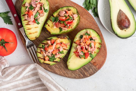 Kepsninėse čirška ne tik mėsa, bet ir naujos mados: dėl įdaryto avokado pirštus apsilaižys visi